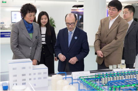 Jorge Spitalnik and Ruomei Li visiting Jiangsu industrial innovation research institute (JIE)