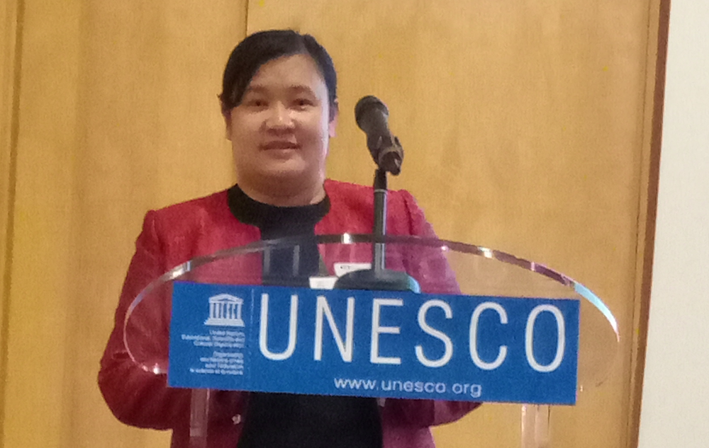 Prof. Wai Yie Leong making her presentation at the 11th Forum of NGOs - UNESCO